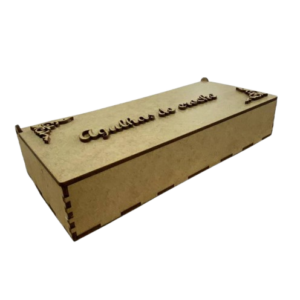ESTOJO PORTA AGULHAS DE CROCHE EM MDF